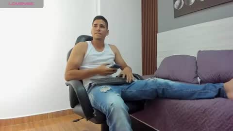 Snapshot of mauro_boy chatting on 07-02-26, 07:31 mauro_boy online show from 07-02-26, 07:31