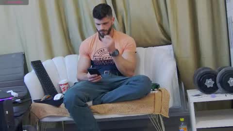 mauro_real_man online show from 10-19-25, 05:13