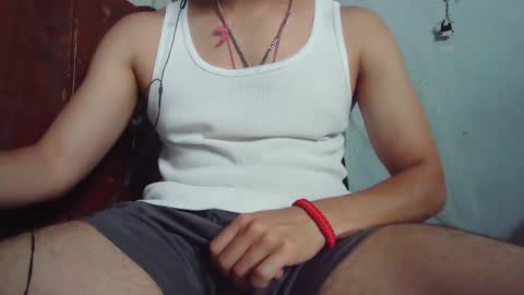 Snapshot of maurodirty chatting on 10-13-25, 06:41 Mauro online show from 10-13-25, 06:41