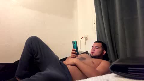 Snapshot of mauroo2025 chatting on 01-29-25, 10:22 mauroo2025 online show from 01-29-25, 10:22