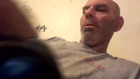 Snapshot of maverick7000 chatting on 12-24-24, 06:44 maverick7000 online show from 12-24-24, 06:44