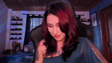 Hilary online show from 01-04-25, 10:24