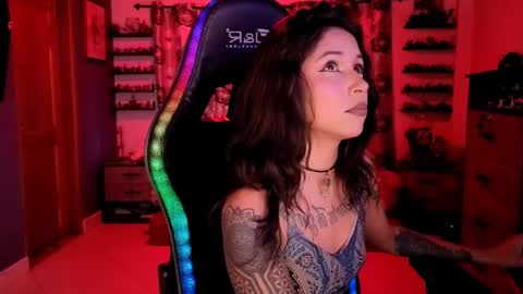 Hilary online show from 04-08-26, 11:16