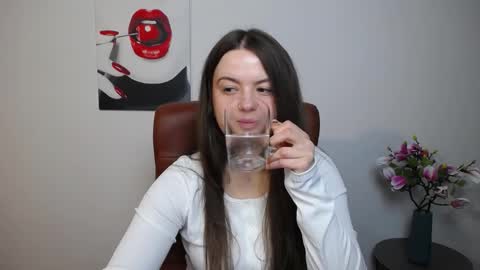 Snapshot of mavkacute chatting on 11-04-25, 07:13 MavkaCute online show from 11-04-25, 07:13