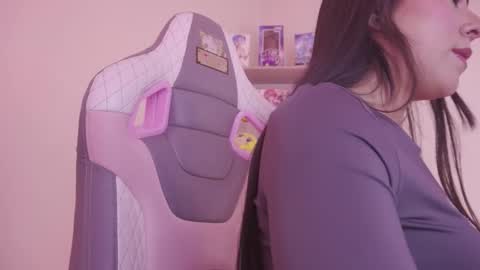 Snapshot of mavy_ chatting on 02-12-26, 08:37 MAVY online show from 02-12-26, 08:37