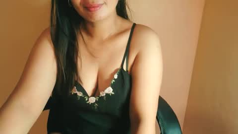 Snapshot of mawi24 chatting on 06-05-26, 12:55 Mau online show from 06-05-26, 12:55