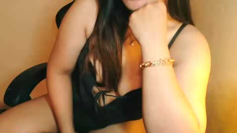 Snapshot of mawi24 chatting on 07-16-26, 01:06 Mau online show from 07-16-26, 01:06