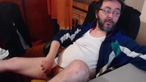 Snapshot of max818k chatting on 02-08-25, 06:12 Max online show from 02-08-25, 06:12