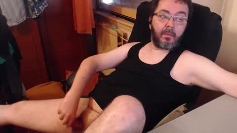 Snapshot of max818k chatting on 09-14-25, 06:34 Max online show from 09-14-25, 06:34