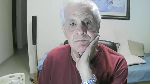 Snapshot of max_2017 chatting on 11-28-25, 03:20 max_2017 online show from 11-28-25, 03:20