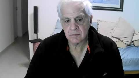 Snapshot of max_2017 chatting on 07-19-26, 01:31 max_2017 online show from 07-19-26, 01:31