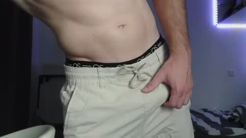 Snapshot of max_9991 chatting on 07-12-26, 09:11 Max online show from 07-12-26, 09:11