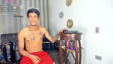 Snapshot of max_and_anny chatting on 02-12-26, 12:00 max_and_anny online show from 02-12-26, 12:00