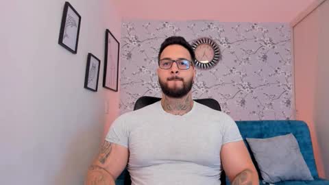 max D. online show from 03-10-26, 12:10