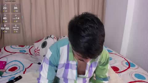 Snapshot of max_ed chatting on 06-02-26, 04:14 edward online show from 06-02-26, 04:14