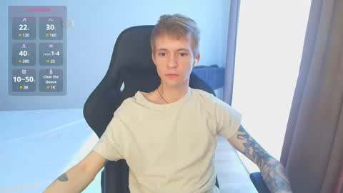 Max Gen with tats 24years  And Ethan without tats 20 years online show from 03-03-25, 11:33