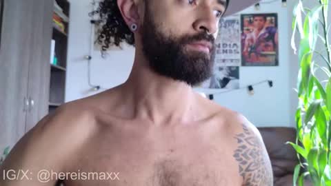 Max Follow me IGX hereismaxx online show from 11-25-25, 02:39