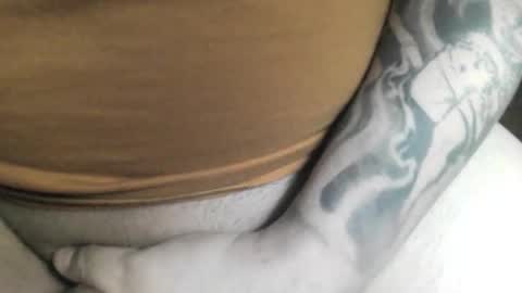 Snapshot of max_gv chatting on 10-24-25, 02:19 max_gv online show from 10-24-25, 02:19