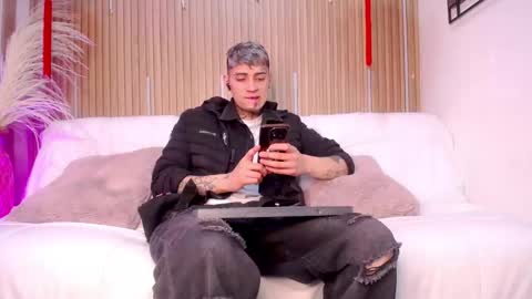 Snapshot of max_hader chatting on 03-02-26, 02:47 Max online show from 03-02-26, 02:47