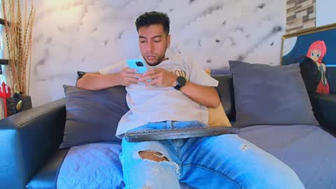 Max Hornye online show from 03-30-26, 06:53