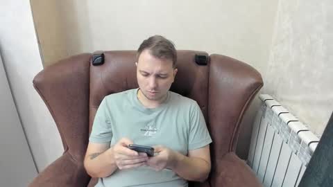 Max online show from 10-21-25, 03:29