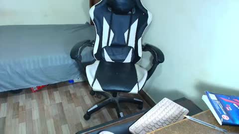 max_love25 online show from 02-22-26, 07:01