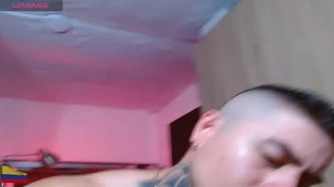 Snapshot of max_mayer chatting on 09-21-25, 03:52 Maximo Mayer online show from 09-21-25, 03:52