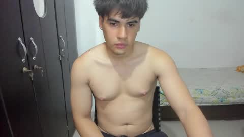 Snapshot of max_miller66 chatting on 06-01-26, 10:00 Max online show from 06-01-26, 10:00