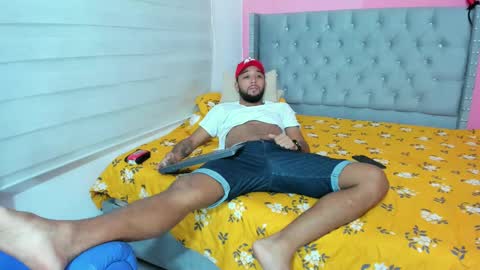 Snapshot of max_sexyhot26 chatting on 12-26-24, 05:58 max_sexyhot26 online show from 12-26-24, 05:58