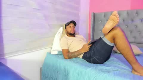 Snapshot of max_sexyhot26 chatting on 01-28-25, 07:11 max_sexyhot26 online show from 01-28-25, 07:11