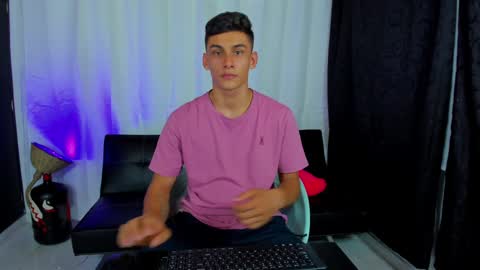 MAX     online show from 01-25-25, 11:02