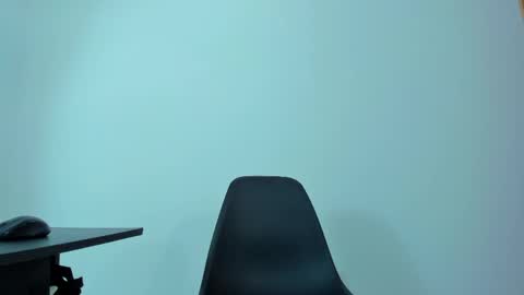 Snapshot of max_wild01 chatting on 06-04-26, 06:03 MAX online show from 06-04-26, 06:03