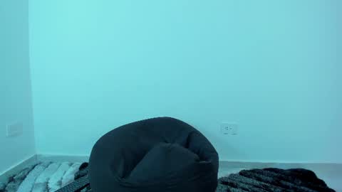 Snapshot of max_wild01 chatting on 07-19-26, 09:29 MAX online show from 07-19-26, 09:29