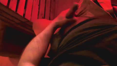 Snapshot of maxcamlove chatting on 02-21-25, 11:43 maxcamlove online show from 02-21-25, 11:43