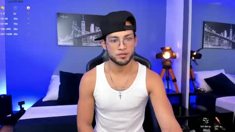 Snapshot of maxconor1 chatting on 05-13-26, 11:29 Max Conor online show from 05-13-26, 11:29