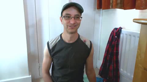 Snapshot of maxdavies chatting on 07-02-26, 02:23 Max Davies online show from 07-02-26, 02:23