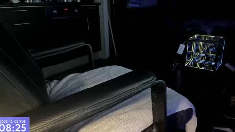 Snapshot of maxel_f chatting on 12-02-25, 07:25 Maxel F online show from 12-02-25, 07:25