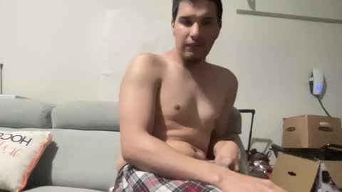 Snapshot of maxfreaky407284 chatting on 04-26-26, 07:50 perezcouple online show from 04-26-26, 07:50