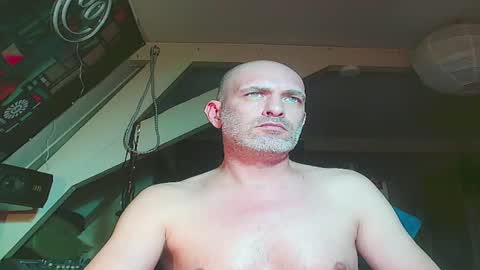 maxhardcore77 online show from 03-09-25, 10:41