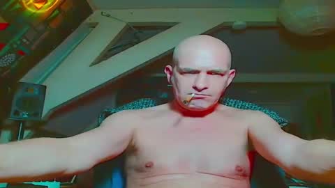 Snapshot of maxhardcore77 chatting on 11-27-25, 06:26 maxhardcore77 online show from 11-27-25, 06:26