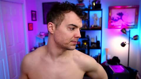 Max Hughes online show from 05-06-26, 03:24