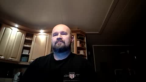 Snapshot of maxhunter chatting on 10-08-25, 04:26 maxhunter online show from 10-08-25, 04:26