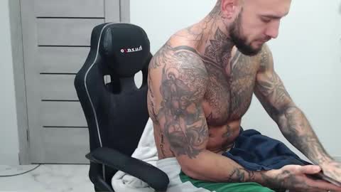 Maximus Fox online show from 11-24-25, 10:59