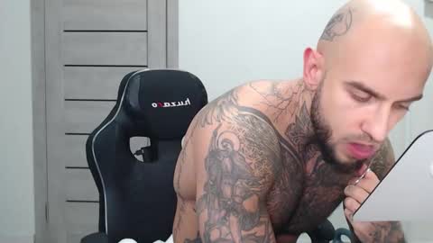 Maximus Fox online show from 12-01-25, 10:09