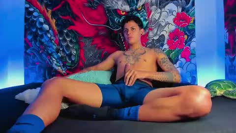 Snapshot of maxi_g chatting on 10-31-25, 06:25 Maxi online show from 10-31-25, 06:25