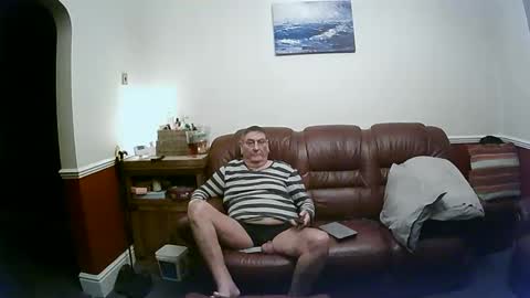 MAX online show from 02-18-25, 02:05