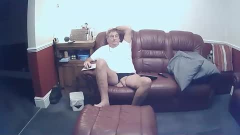 MAX online show from 09-19-25, 09:37