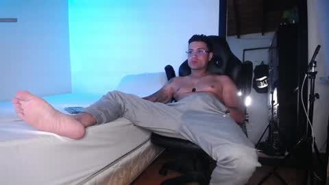 MAXI      online show from 02-07-25, 03:55