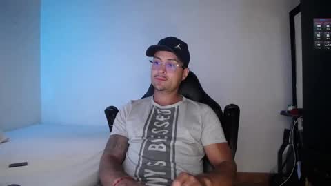 MAXI      online show from 03-07-25, 02:15