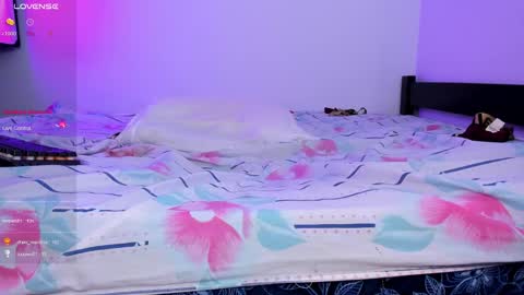 Snapshot of maxi_open chatting on 02-14-25, 07:33 Maxi Model Independent online show from 02-14-25, 07:33